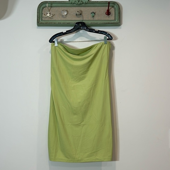 Poster Girl Soft lime green strapless iconic mini dress plus size 2X new w tag - Picture 1 of 10